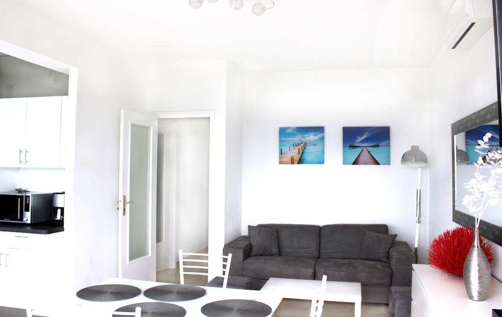 Le Riviera Plage Niza Habitación foto